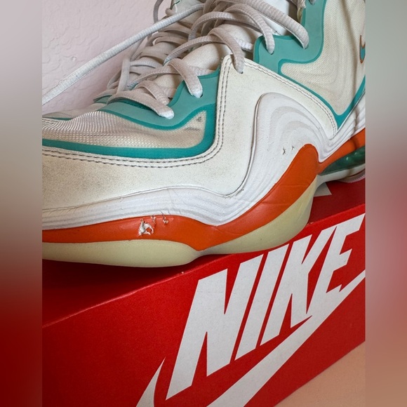 Nike Air Penny 5 Hardaway Miami Dolphin edition, 10.5 - Picture 5 of 8